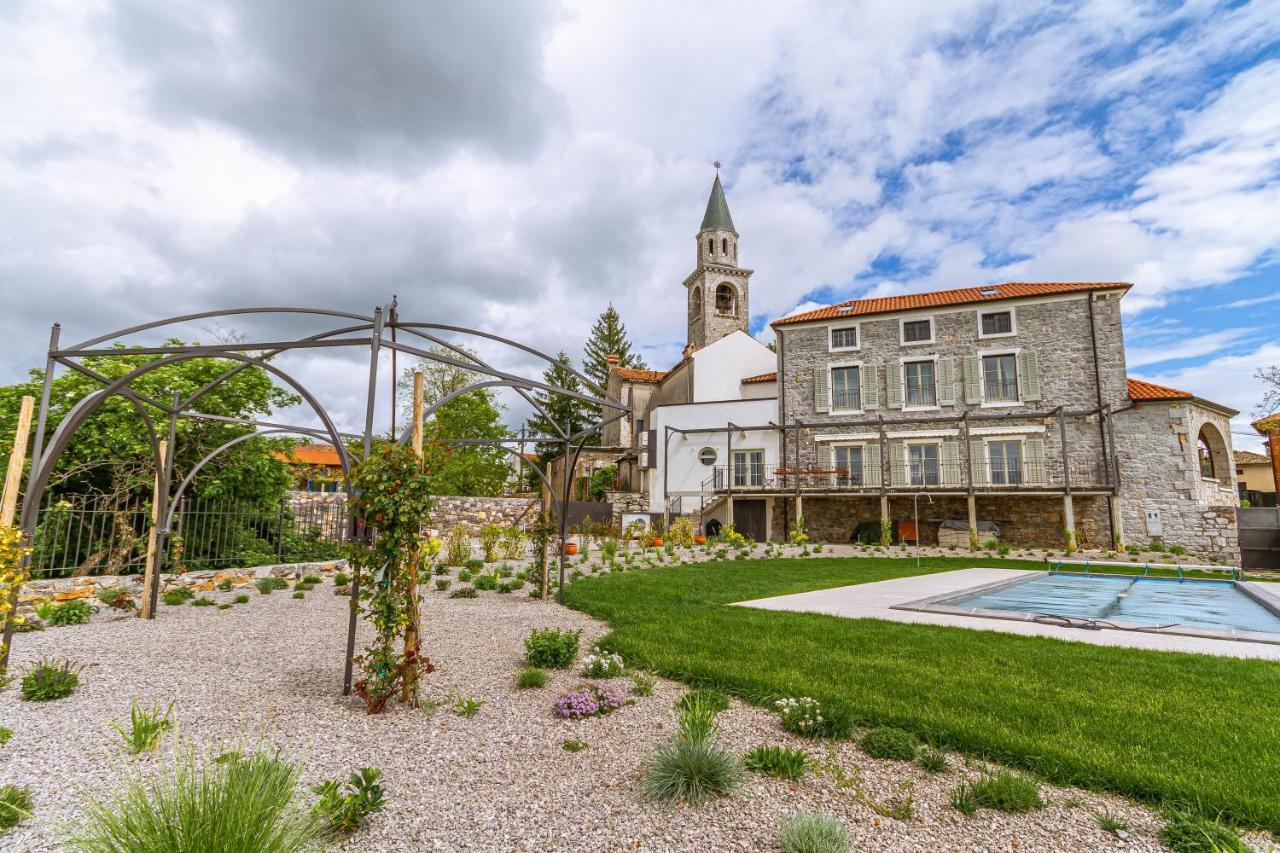 Vila Brinovka Kostanjevica na Krasu Buitenkant foto