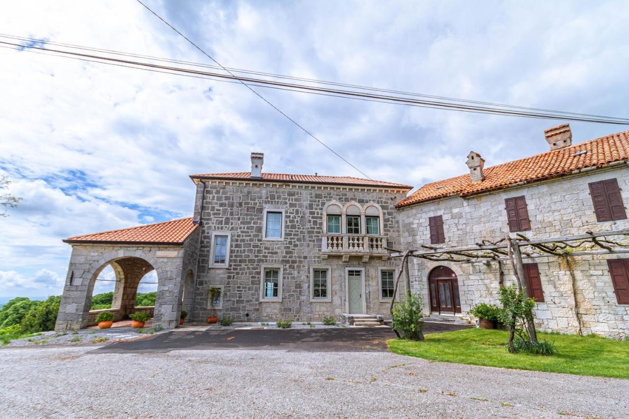 Vila Brinovka Kostanjevica na Krasu Buitenkant foto