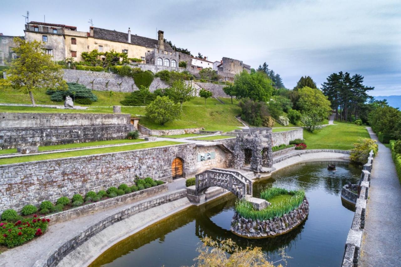 Vila Brinovka Kostanjevica na Krasu Buitenkant foto